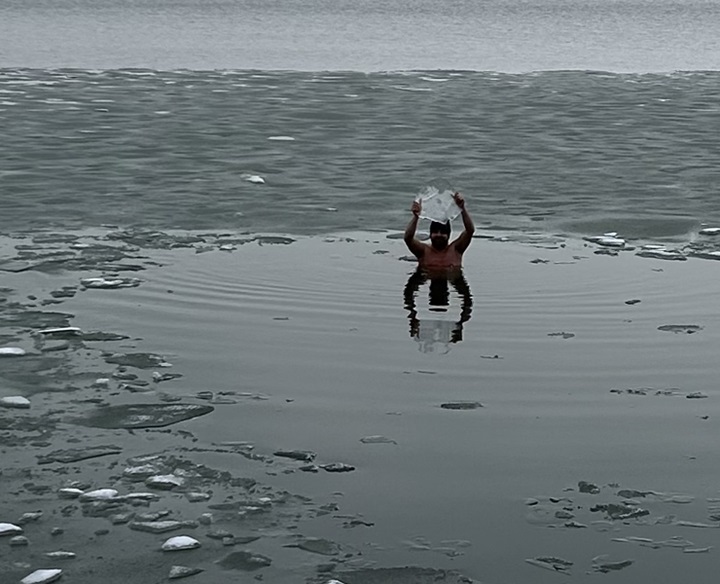 Swimming in ice water in Slovakia